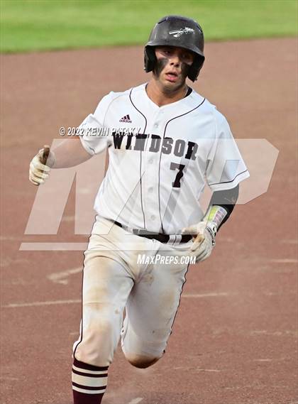 Thumbnail 2 in Maloney vs. Windsor (CIAC Class L Final) photogallery.
