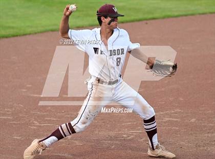 Thumbnail 2 in Maloney vs. Windsor (CIAC Class L Final) photogallery.