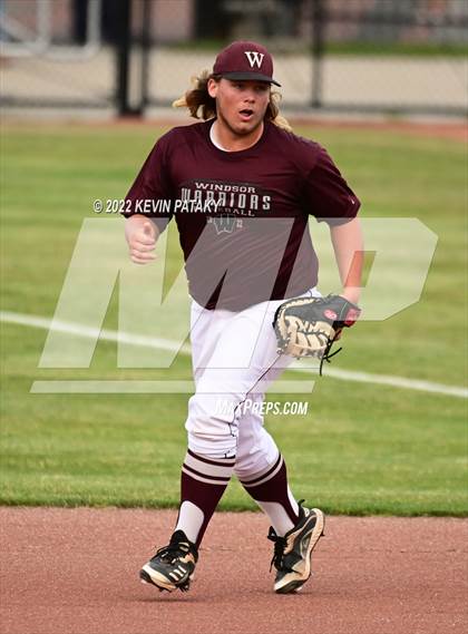 Thumbnail 1 in Maloney vs. Windsor (CIAC Class L Final) photogallery.