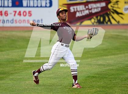Thumbnail 2 in Maloney vs. Windsor (CIAC Class L Final) photogallery.