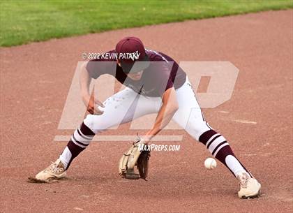 Thumbnail 2 in Maloney vs. Windsor (CIAC Class L Final) photogallery.