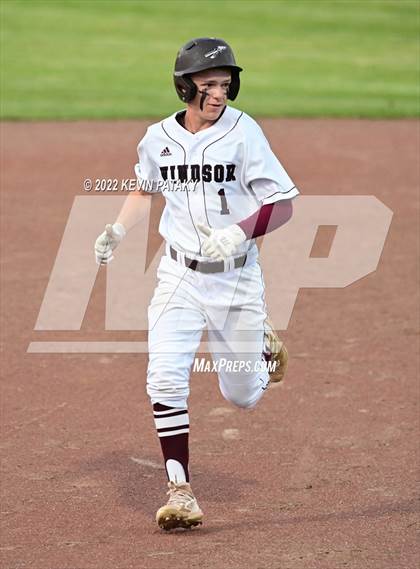 Thumbnail 3 in Maloney vs. Windsor (CIAC Class L Final) photogallery.