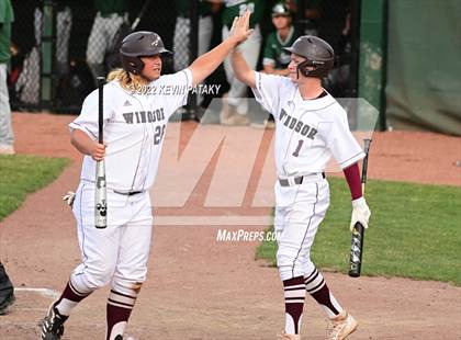 Thumbnail 2 in Maloney vs. Windsor (CIAC Class L Final) photogallery.