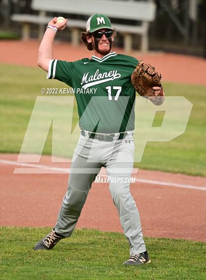 Thumbnail 2 in Maloney vs. Windsor (CIAC Class L Final) photogallery.
