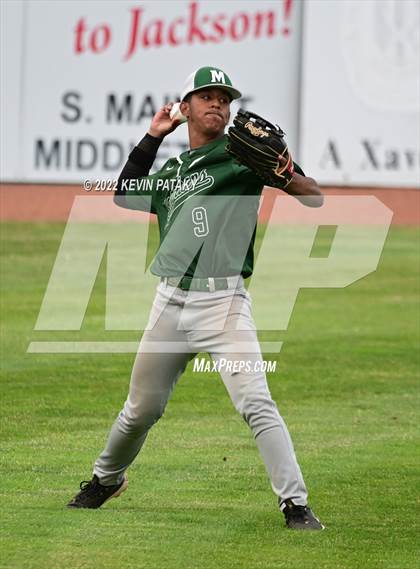 Thumbnail 2 in Maloney vs. Windsor (CIAC Class L Final) photogallery.