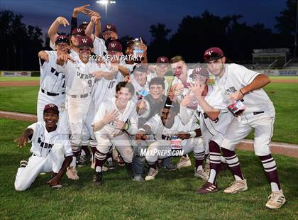 Thumbnail 2 in Maloney vs. Windsor (CIAC Class L Final) photogallery.
