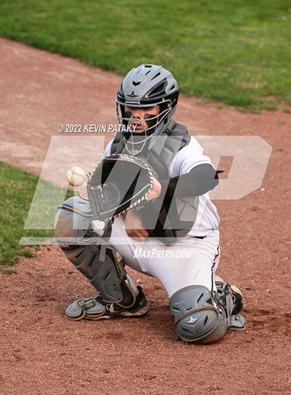 Thumbnail 2 in Maloney vs. Windsor (CIAC Class L Final) photogallery.