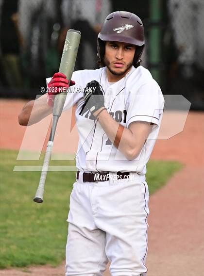Thumbnail 1 in Maloney vs. Windsor (CIAC Class L Final) photogallery.