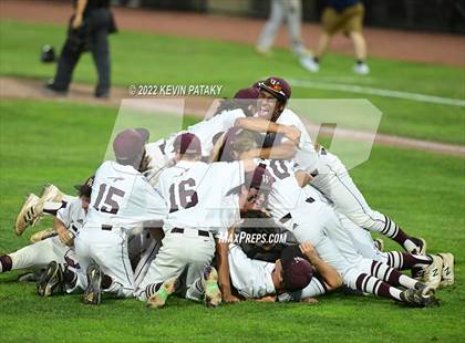 Thumbnail 1 in Maloney vs. Windsor (CIAC Class L Final) photogallery.