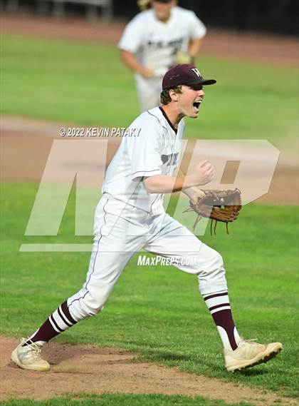 Thumbnail 1 in Maloney vs. Windsor (CIAC Class L Final) photogallery.