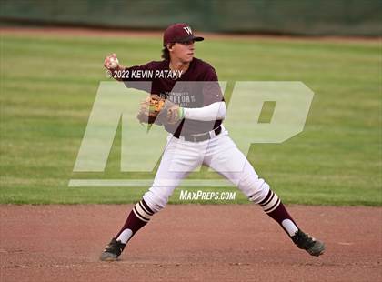 Thumbnail 3 in Maloney vs. Windsor (CIAC Class L Final) photogallery.