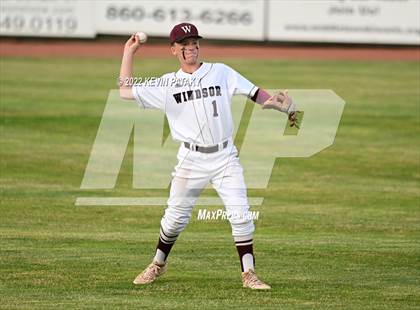 Thumbnail 2 in Maloney vs. Windsor (CIAC Class L Final) photogallery.