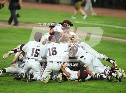 Thumbnail 1 in Maloney vs. Windsor (CIAC Class L Final) photogallery.
