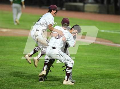 Thumbnail 3 in Maloney vs. Windsor (CIAC Class L Final) photogallery.