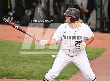 Thumbnail 2 in Maloney vs. Windsor (CIAC Class L Final) photogallery.