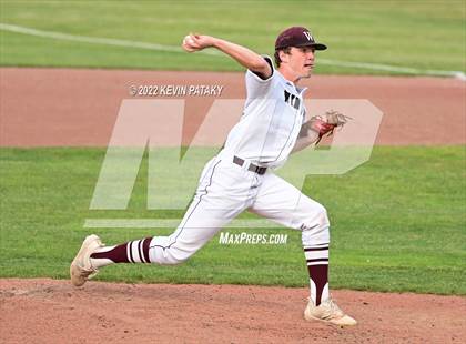 Thumbnail 2 in Maloney vs. Windsor (CIAC Class L Final) photogallery.