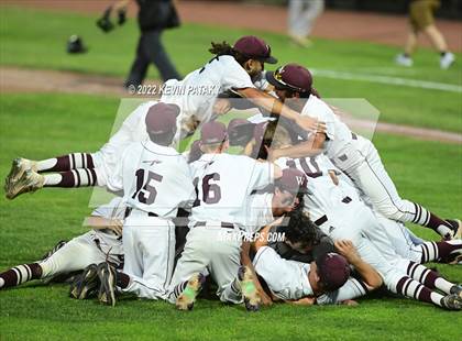 Thumbnail 2 in Maloney vs. Windsor (CIAC Class L Final) photogallery.