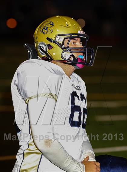 Thumbnail 3 in Saugus vs. West Ranch photogallery.