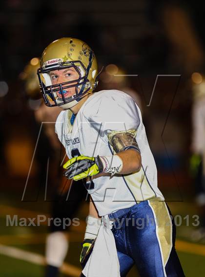 Thumbnail 3 in Saugus vs. West Ranch photogallery.
