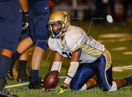 Thumbnail 2 in Saugus vs. West Ranch photogallery.