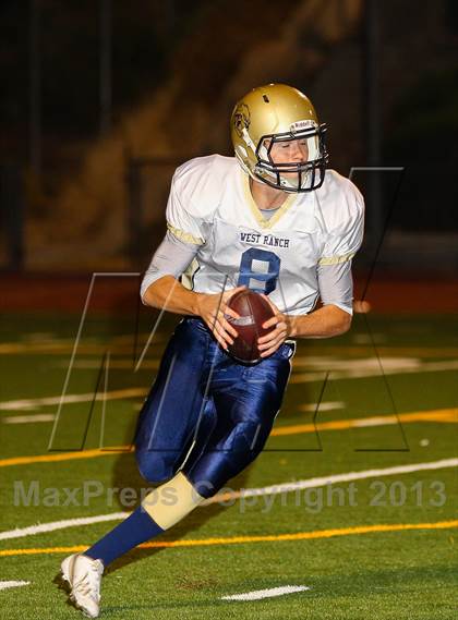 Thumbnail 1 in Saugus vs. West Ranch photogallery.