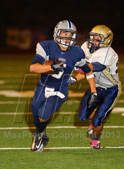 Thumbnail 3 in Saugus vs. West Ranch photogallery.