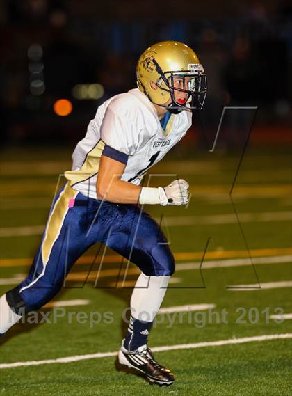 Thumbnail 3 in Saugus vs. West Ranch photogallery.