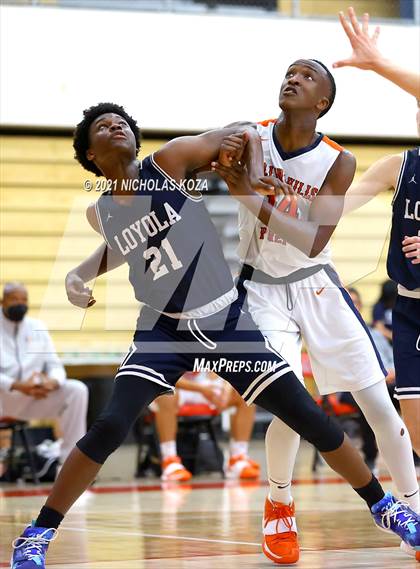 Thumbnail 2 in Loyola vs. Rolling Hills Prep (Rolling Hills State Preview) photogallery.