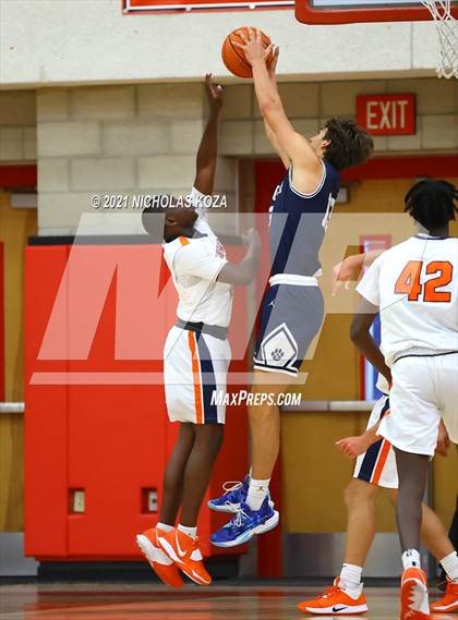 Thumbnail 1 in Loyola vs. Rolling Hills Prep (Rolling Hills State Preview) photogallery.
