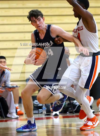 Thumbnail 2 in Loyola vs. Rolling Hills Prep (Rolling Hills State Preview) photogallery.