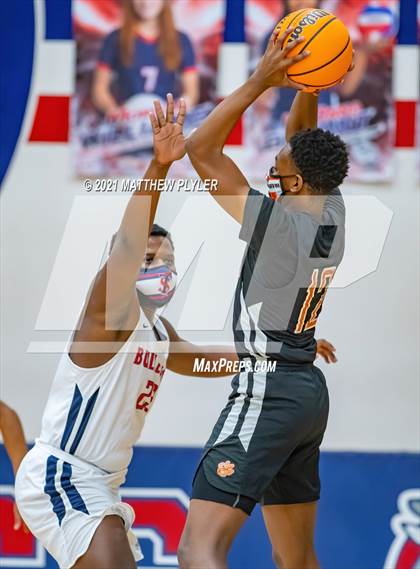 Thumbnail 1 in South View @ Terry Sanford photogallery.