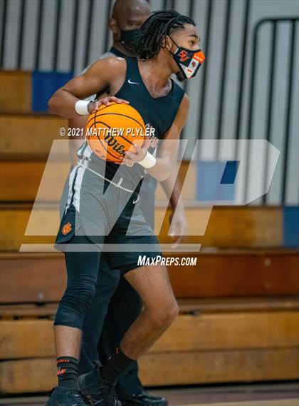 Thumbnail 3 in South View @ Terry Sanford photogallery.