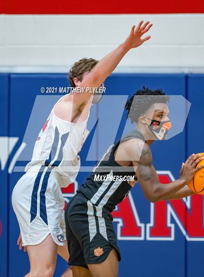 Thumbnail 3 in South View @ Terry Sanford photogallery.