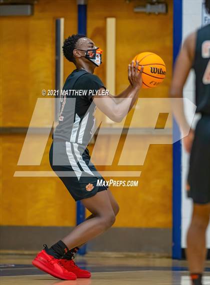 Thumbnail 1 in South View @ Terry Sanford photogallery.