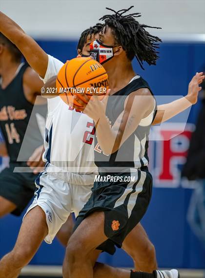 Thumbnail 1 in South View @ Terry Sanford photogallery.