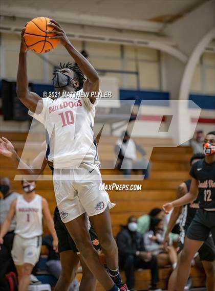 Thumbnail 3 in South View @ Terry Sanford photogallery.