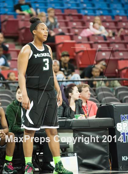 Thumbnail 2 in Archbishop Mitty vs. McNair (CIF NorCal Regional D2 Final) photogallery.