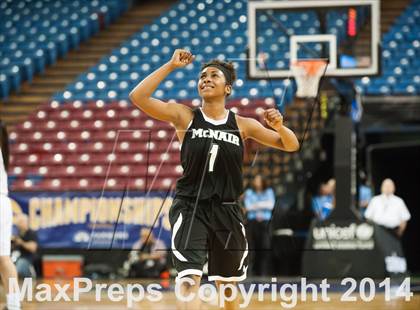Thumbnail 1 in Archbishop Mitty vs. McNair (CIF NorCal Regional D2 Final) photogallery.