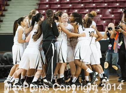 Thumbnail 2 in Archbishop Mitty vs. McNair (CIF NorCal Regional D2 Final) photogallery.
