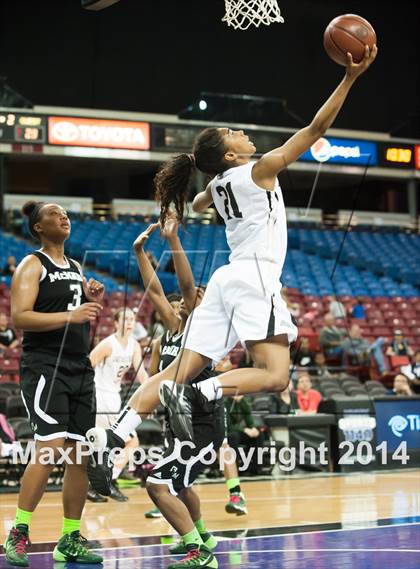 Thumbnail 1 in Archbishop Mitty vs. McNair (CIF NorCal Regional D2 Final) photogallery.