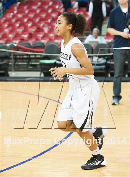 Thumbnail 2 in Archbishop Mitty vs. McNair (CIF NorCal Regional D2 Final) photogallery.