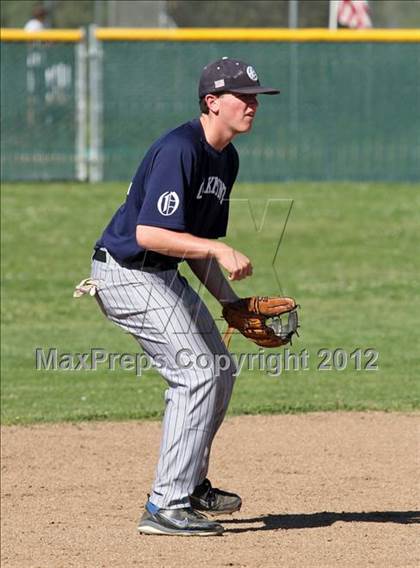 Thumbnail 3 in Casa Roble vs. Oakmont photogallery.
