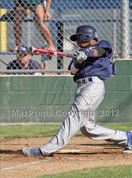 Thumbnail 1 in Casa Roble vs. Oakmont photogallery.
