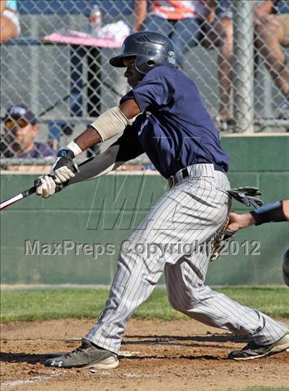 Thumbnail 2 in Casa Roble vs. Oakmont photogallery.