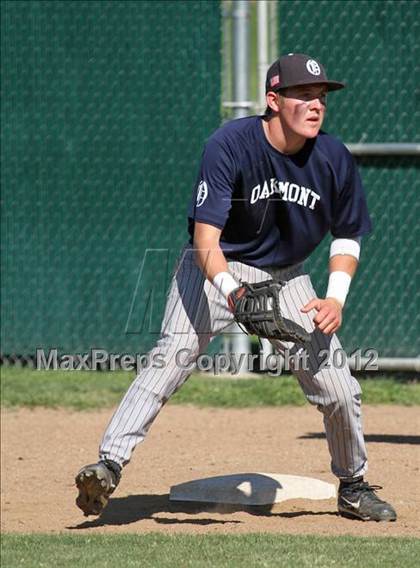 Thumbnail 2 in Casa Roble vs. Oakmont photogallery.