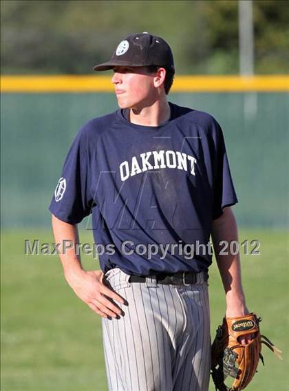 Thumbnail 3 in Casa Roble vs. Oakmont photogallery.