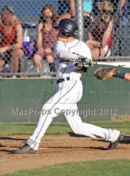 Thumbnail 3 in Casa Roble vs. Oakmont photogallery.