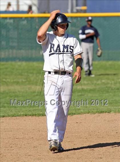 Thumbnail 3 in Casa Roble vs. Oakmont photogallery.