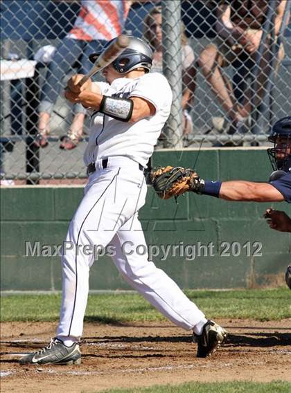 Thumbnail 1 in Casa Roble vs. Oakmont photogallery.