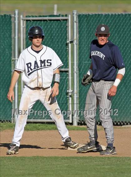 Thumbnail 3 in Casa Roble vs. Oakmont photogallery.